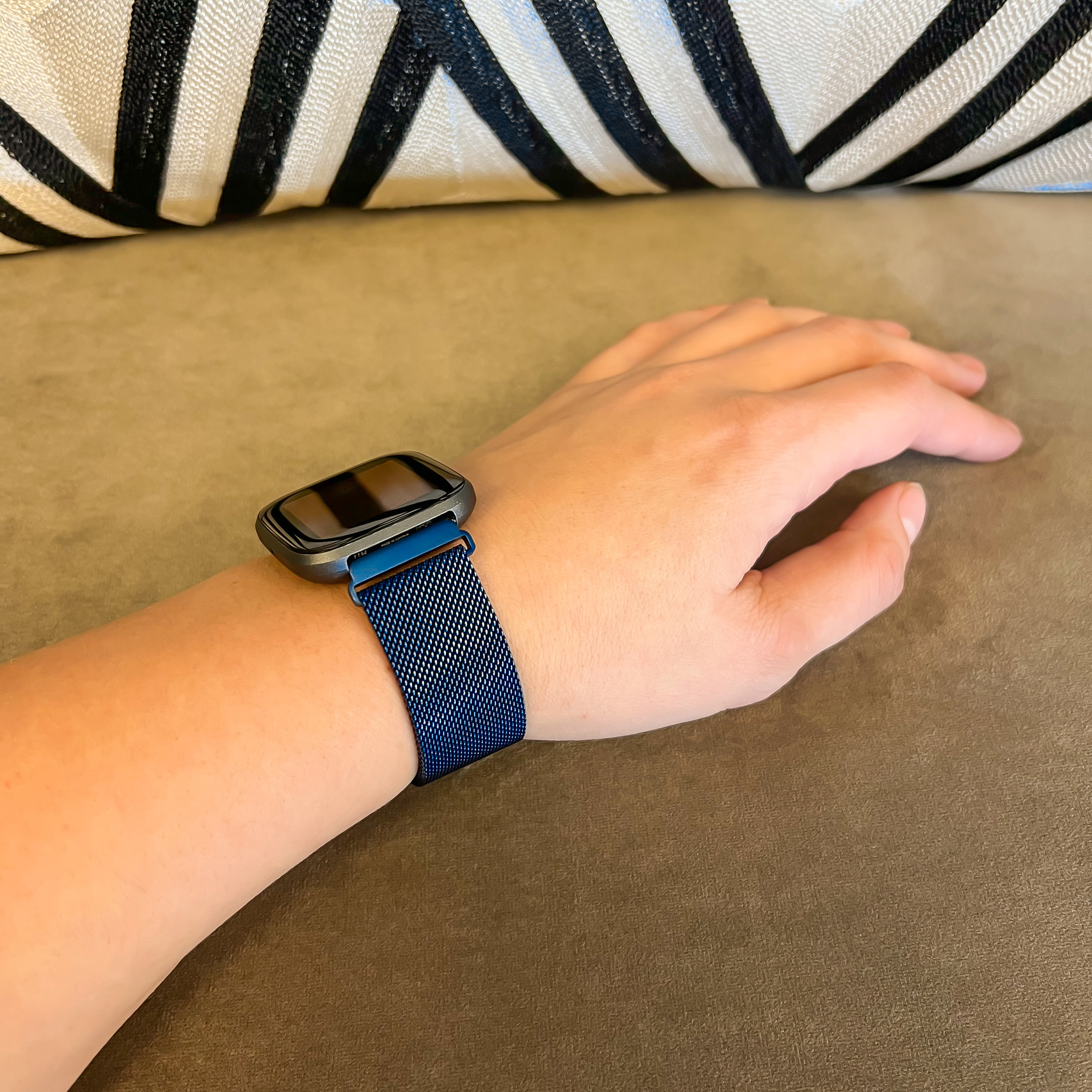 Fitbit Versa Milanese Strap - Blue