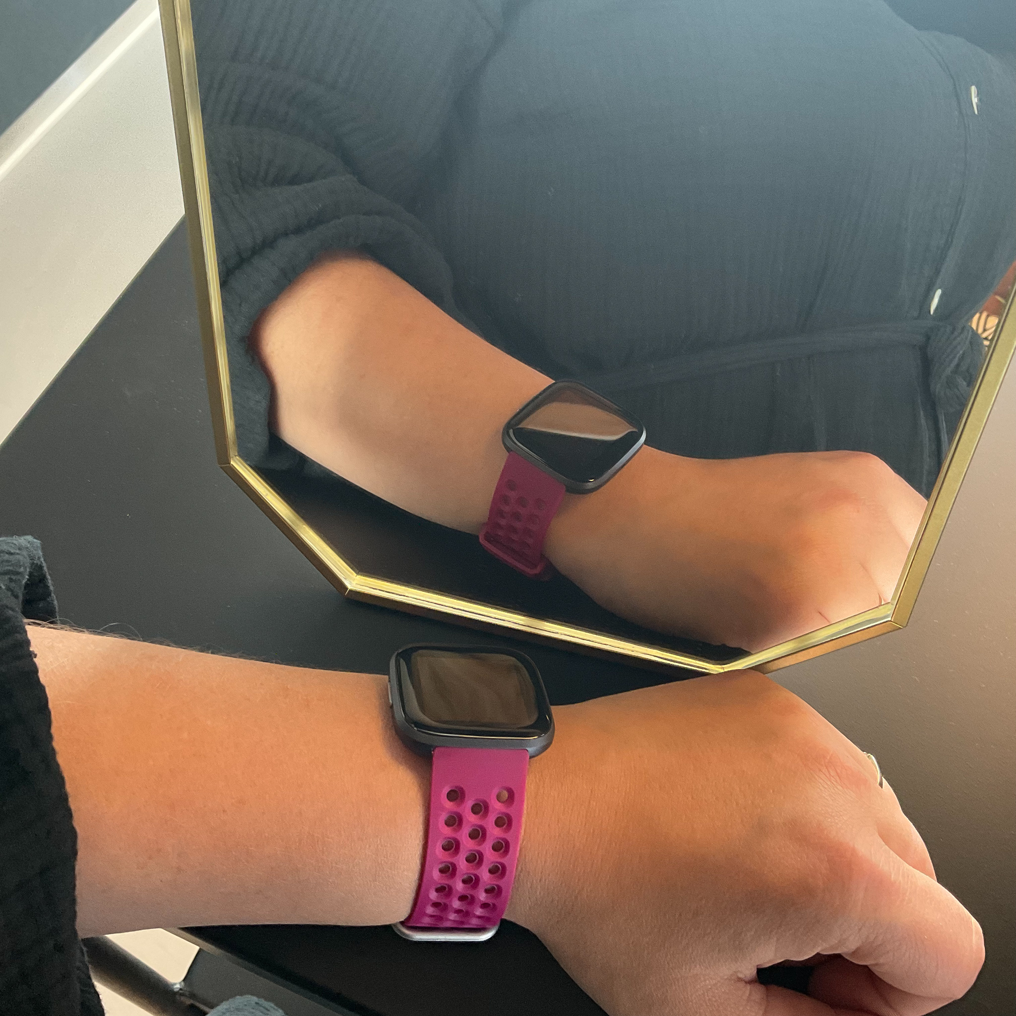 Fitbit Versa Sport Point Strap - Purple