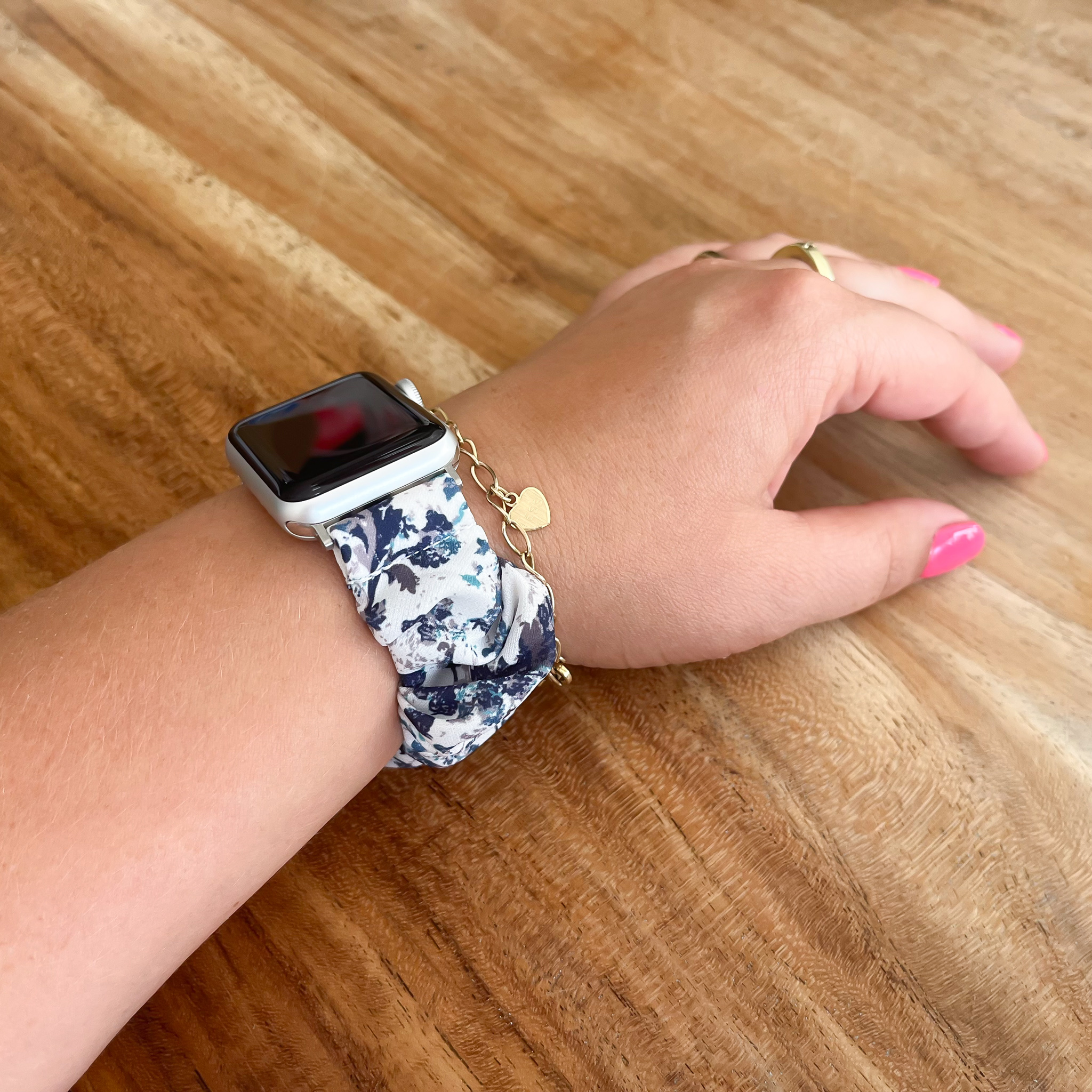 Apple Watch Nylon Scrunchie Strap - White With Leaves